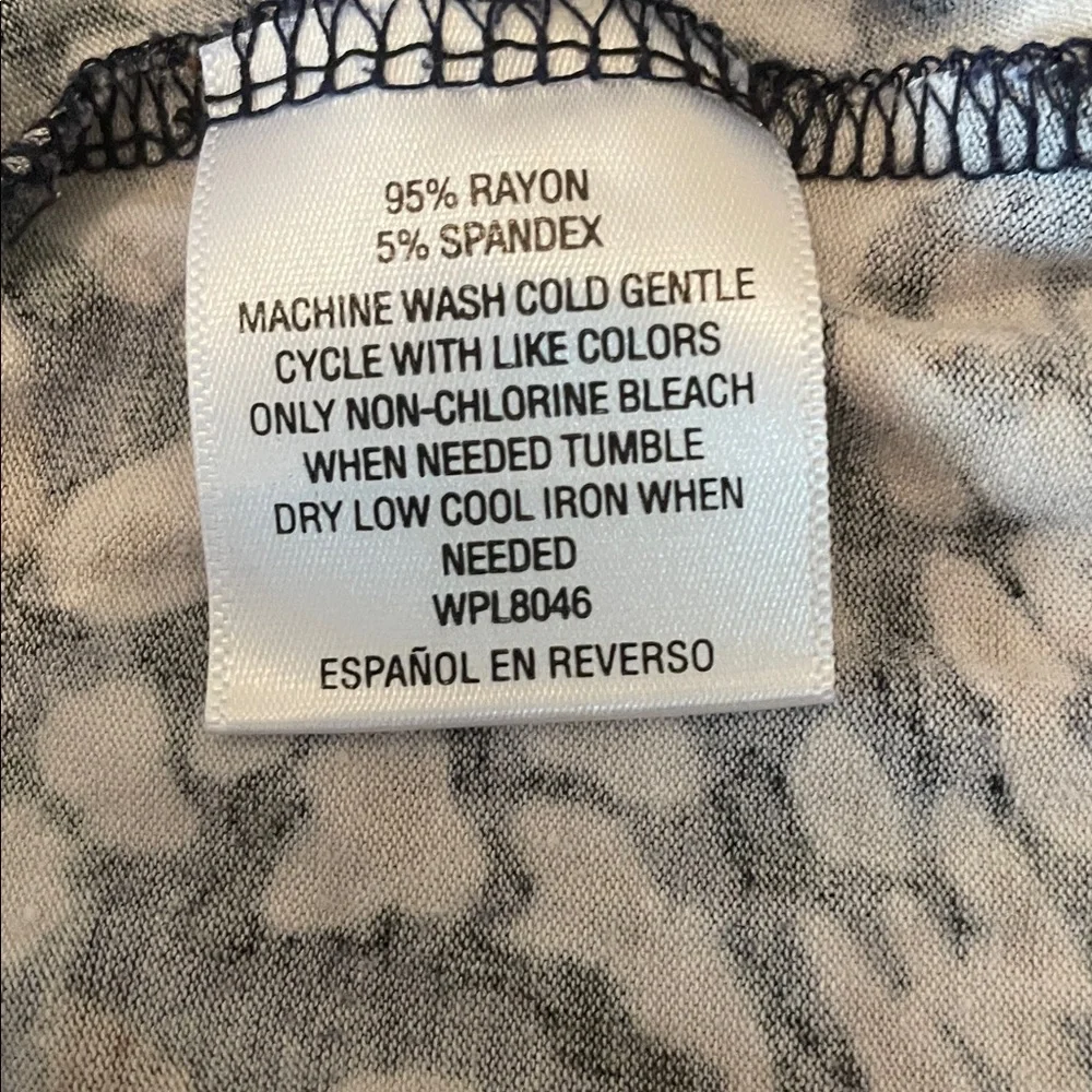 JM Collection Navy and Cream Patterned Blouse - Picture 3 of 3